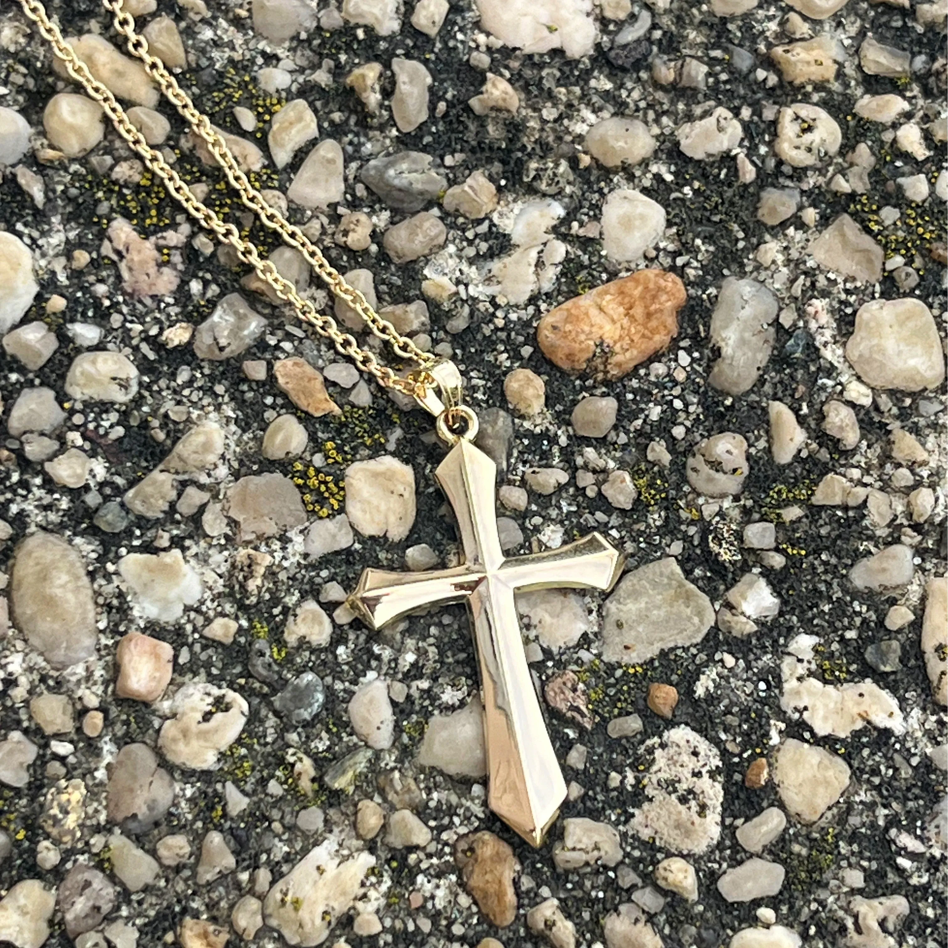 14K GOLD ANGLED CROSS PENDANT