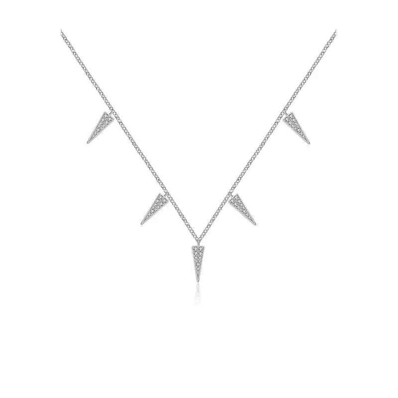 18k Gold Pointed Triangle Shape Diamond Necklace / Choker