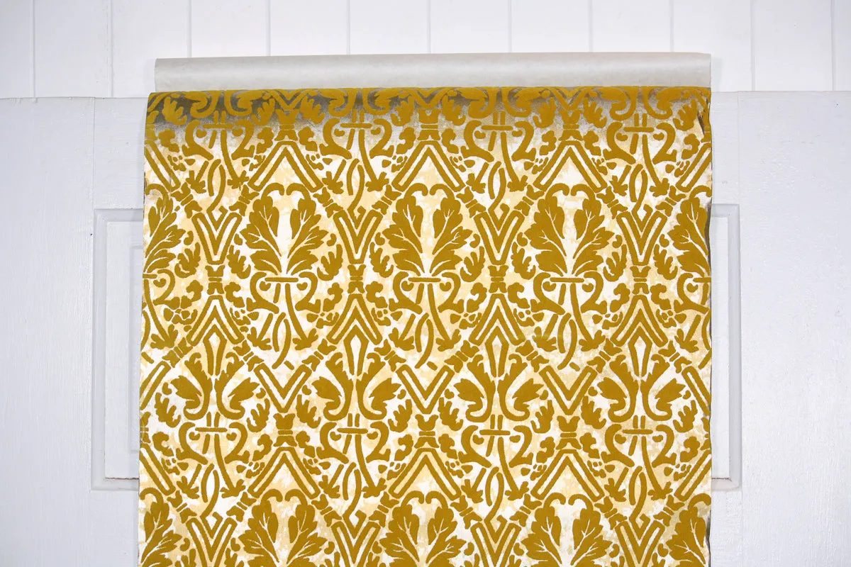 1970s Vintage Flock Wallpaper