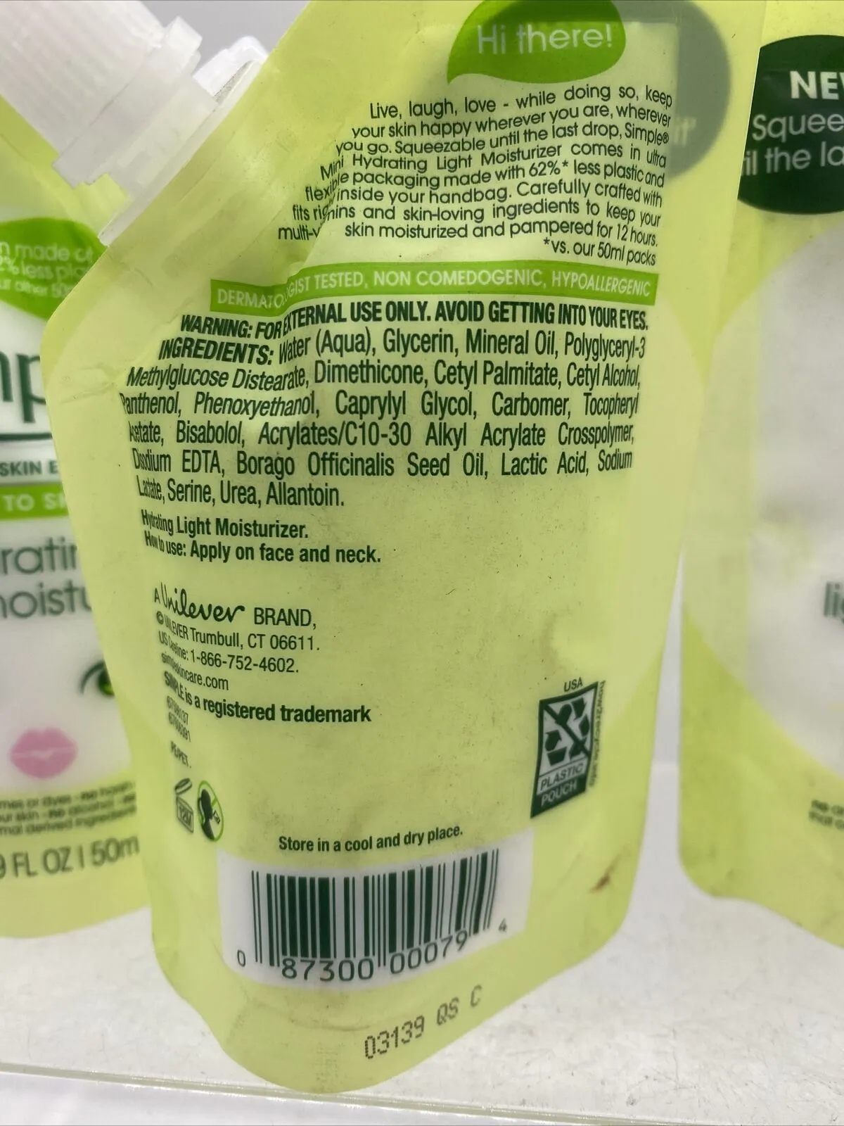 (4) Simple Hydrating Light Moisturizer Squeeze Me Pouches 1.69oz Travel