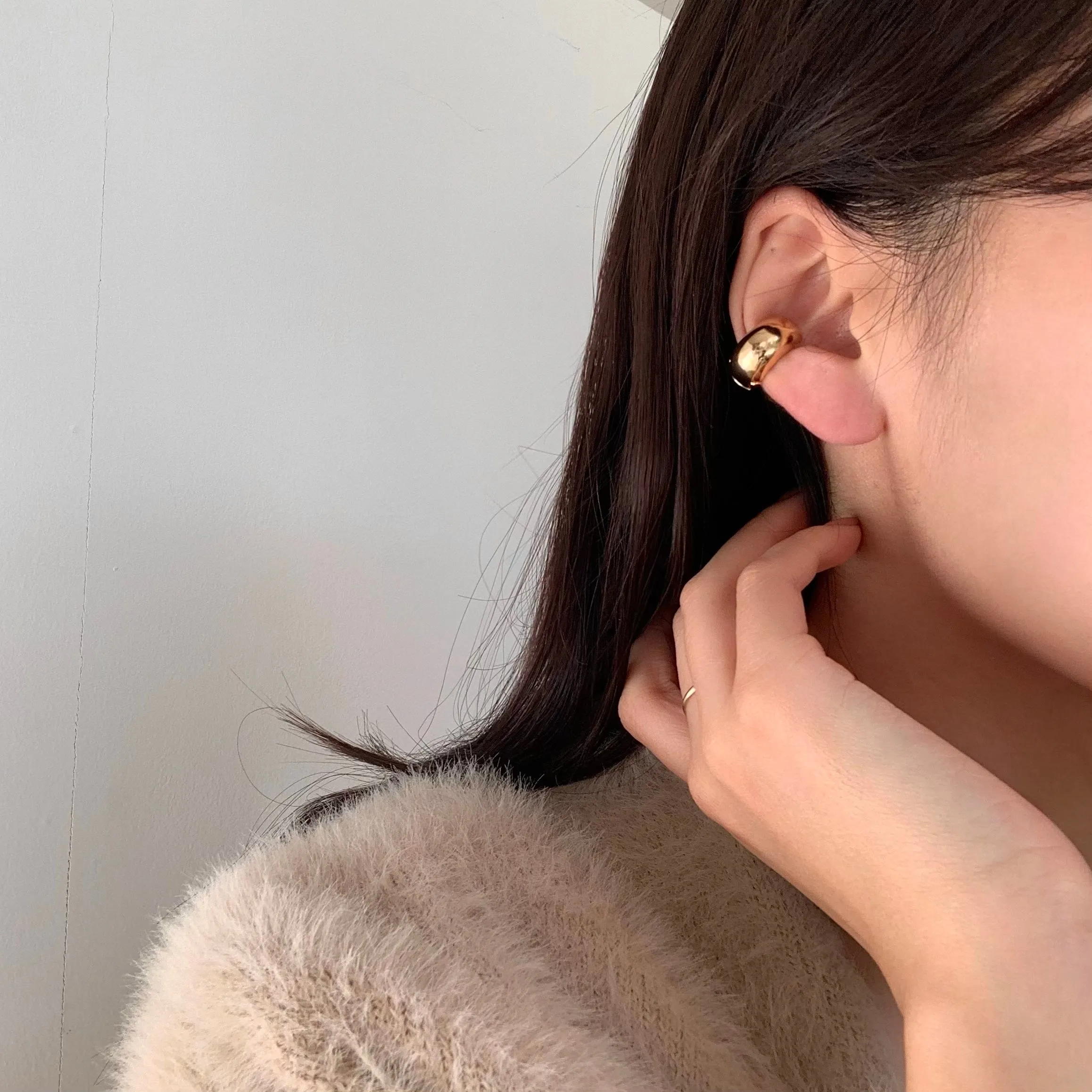Abigail's Simple Chunky Ear Cuff