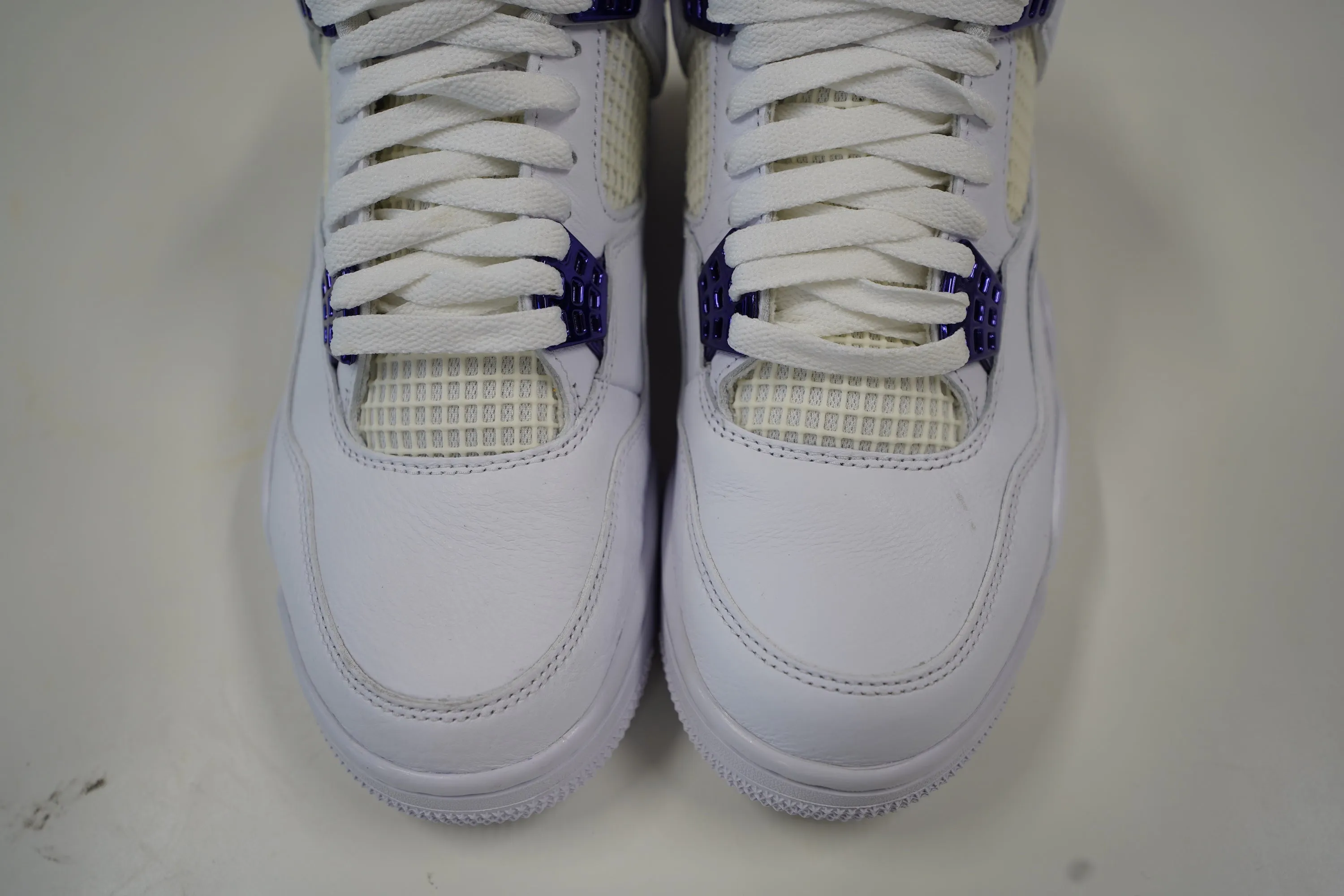 Air Jordan 4 Retro Metallic Purple