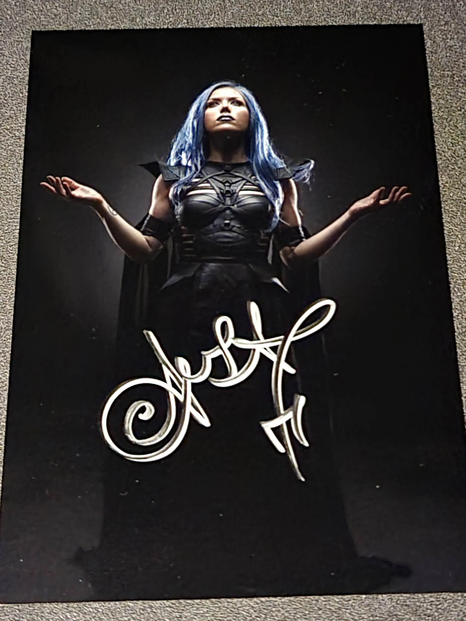 Alissa White-Gluz - The Black Widow - signed metallic Mini-Print
