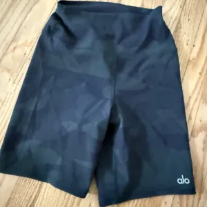 Alo Yoga Black Shorts