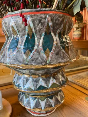 AMANDA DOBBREZ MEDIUM VASE