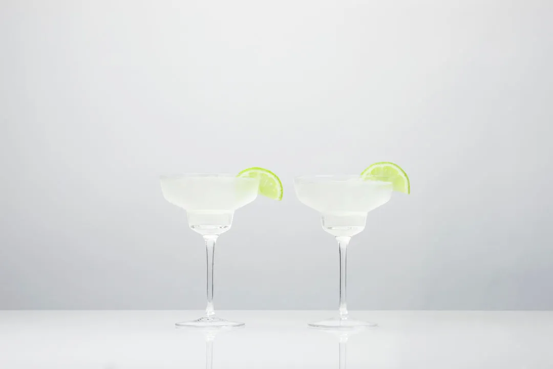 ANGLED CRYSTAL MARGARITA GLASSES