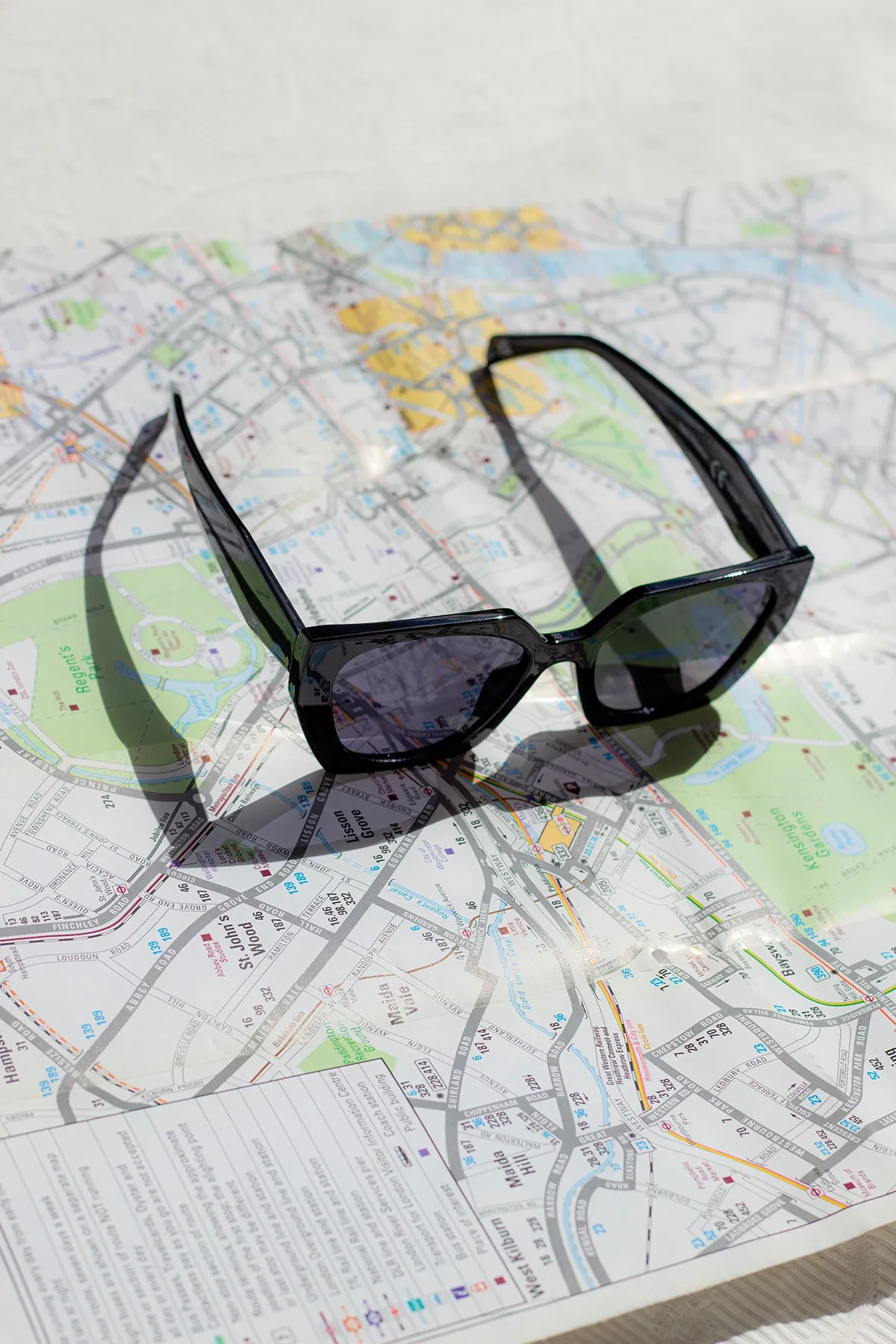 Angled Flat Square Edge Cat Eye Sunglasses
