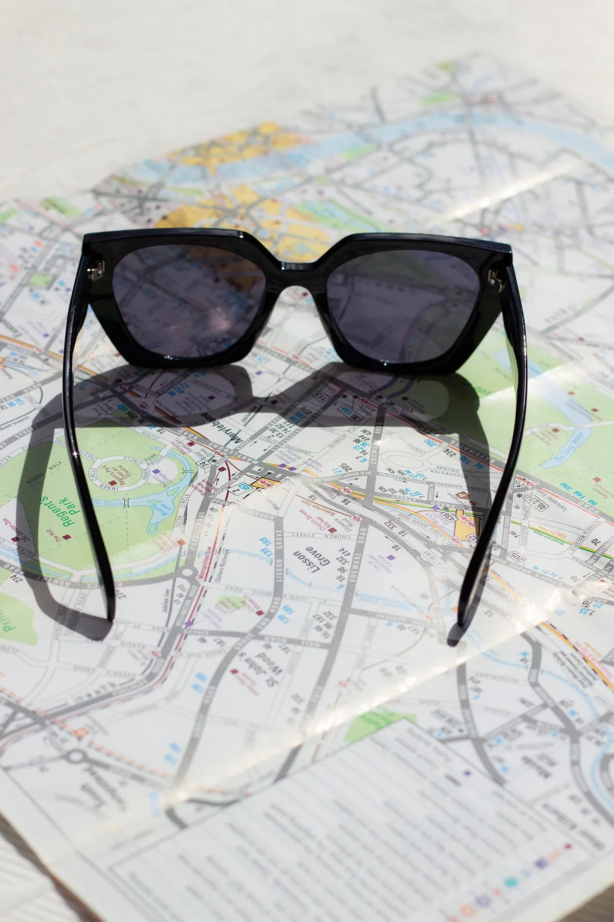 Angled Flat Square Edge Cat Eye Sunglasses