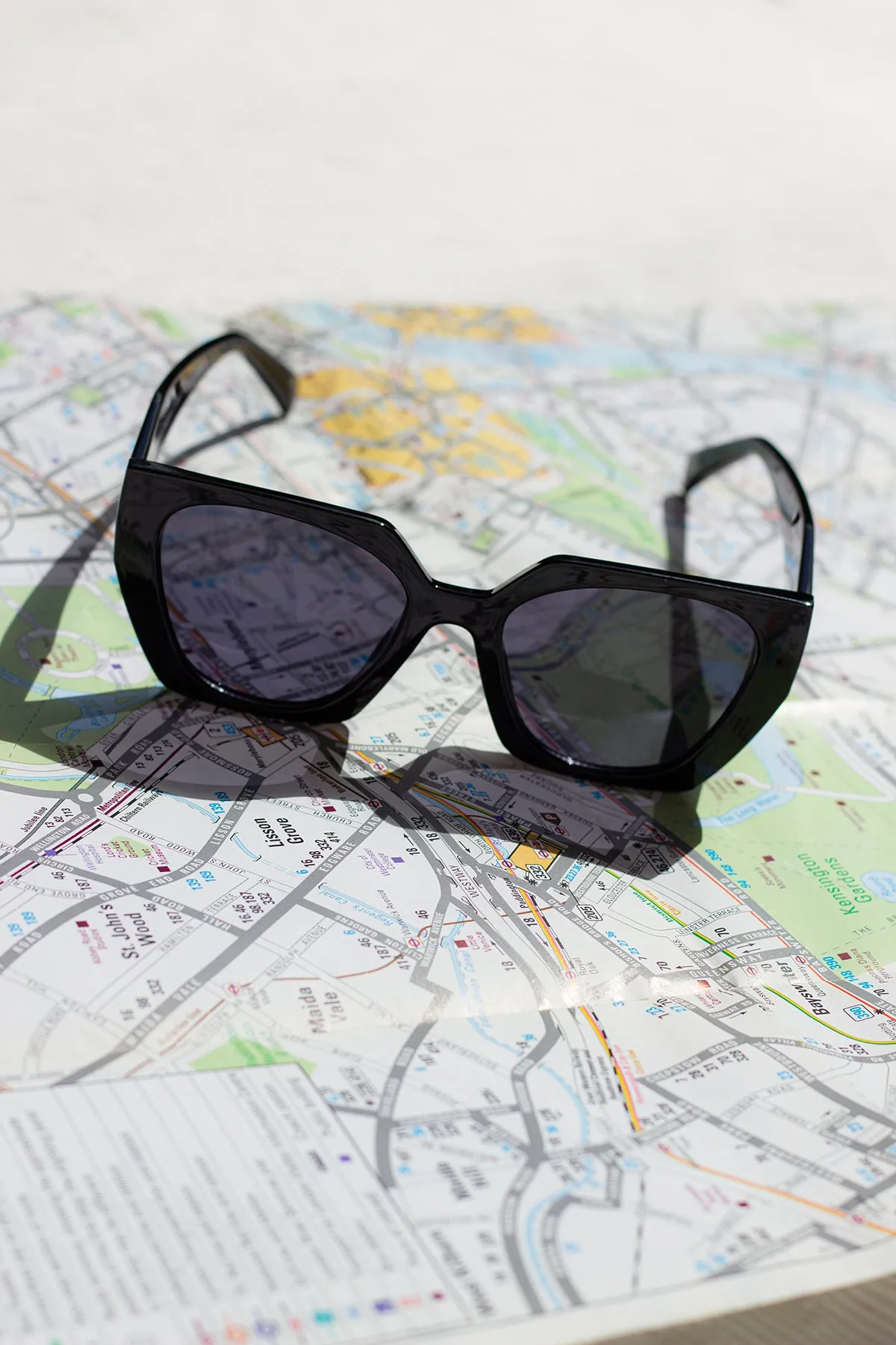 Angled Flat Square Edge Cat Eye Sunglasses