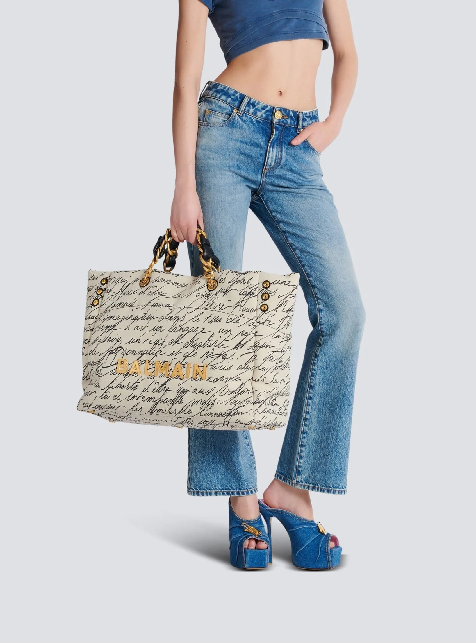 Balmain 1945 Soft Cabas XXL-Love Letter Canvas in Naturel/Noir