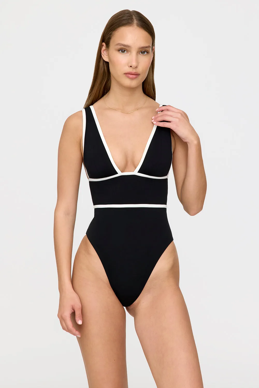 CAP-FERRAT CONTRAST TRIM PLUNGE NECK SHAPING SWIMSUIT - SHADOW BLACK