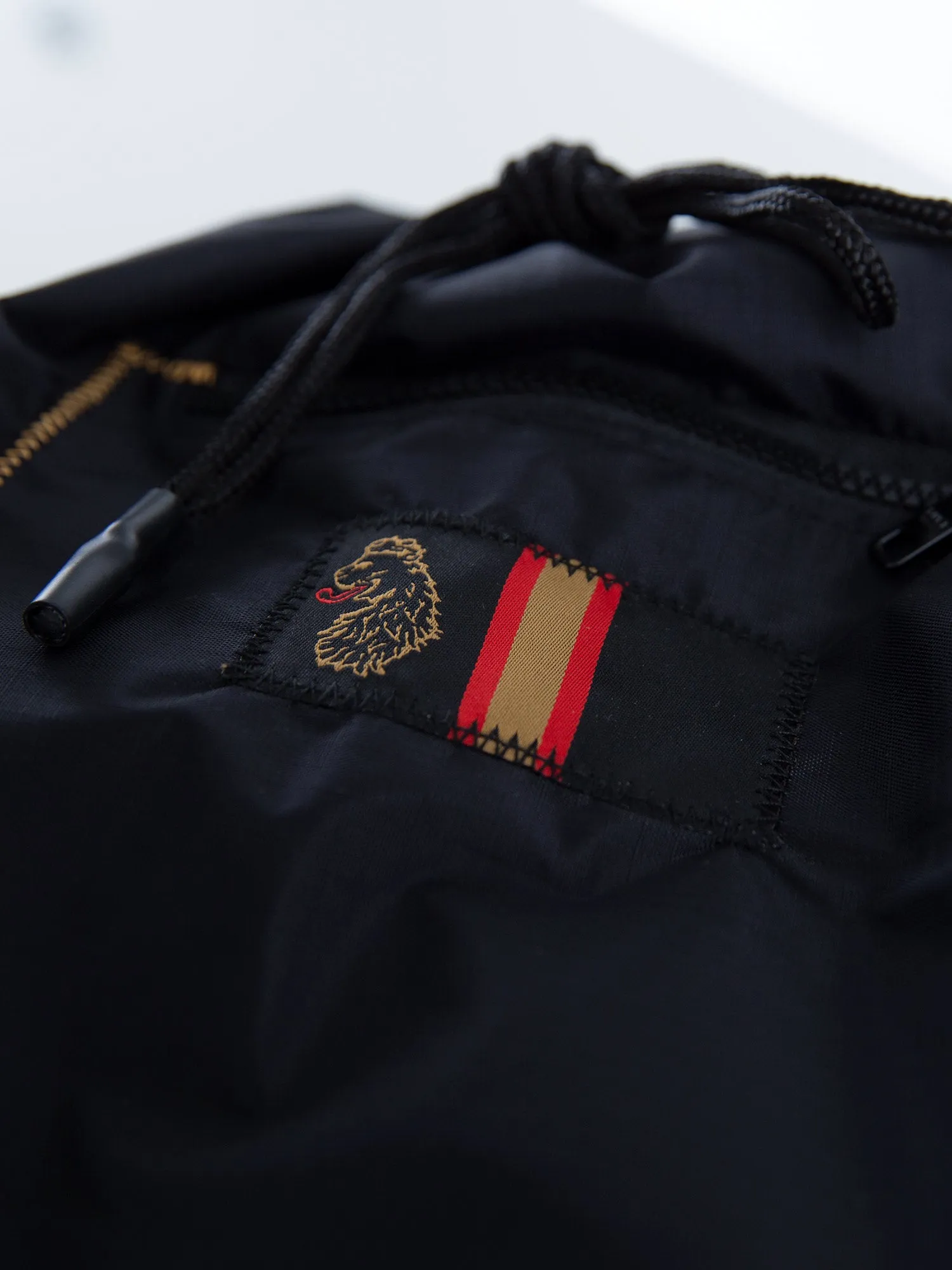 CERZA DRAWSTRING BACKPACK