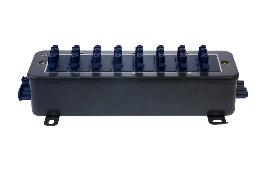 Click CT1008 20A 8 Way Distribution Box