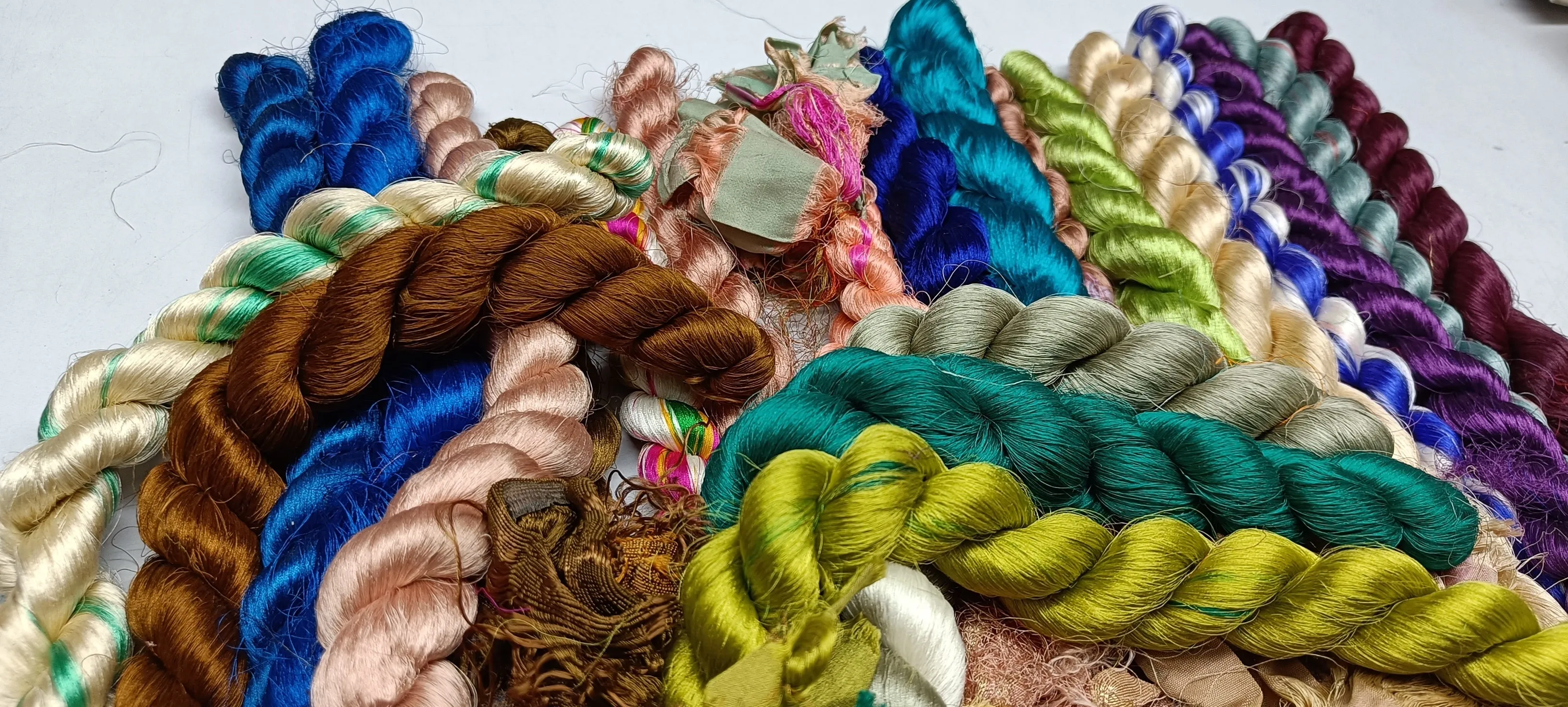 Colorful Sari Silk Thrums