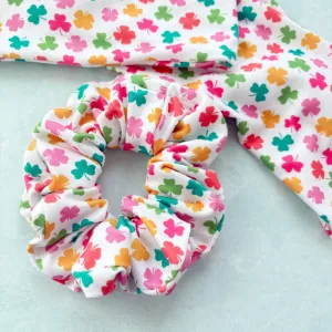 Colorful Shamrocks Scrunchie (Regular)