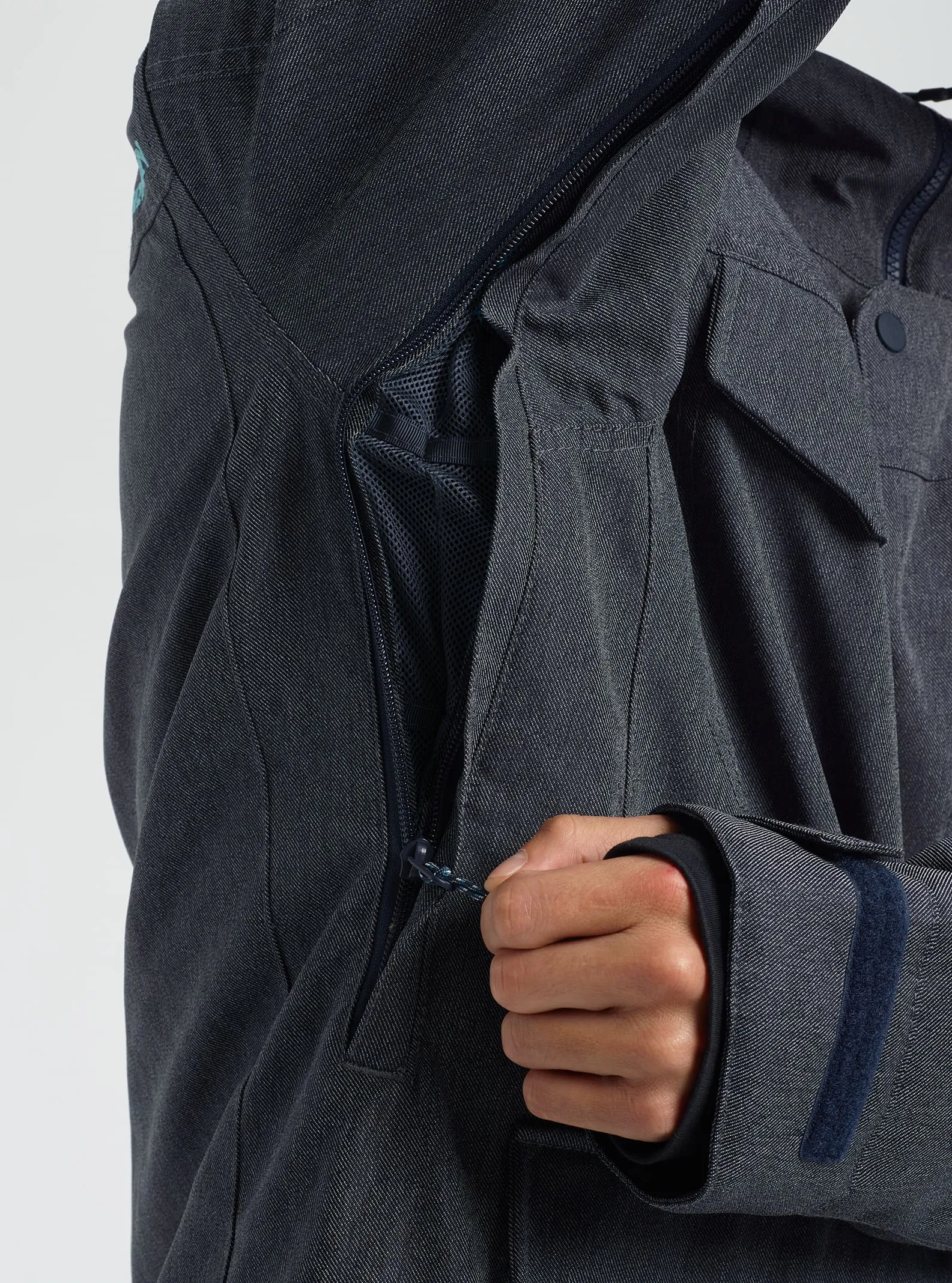 Covert Snowboard Jacket 2022