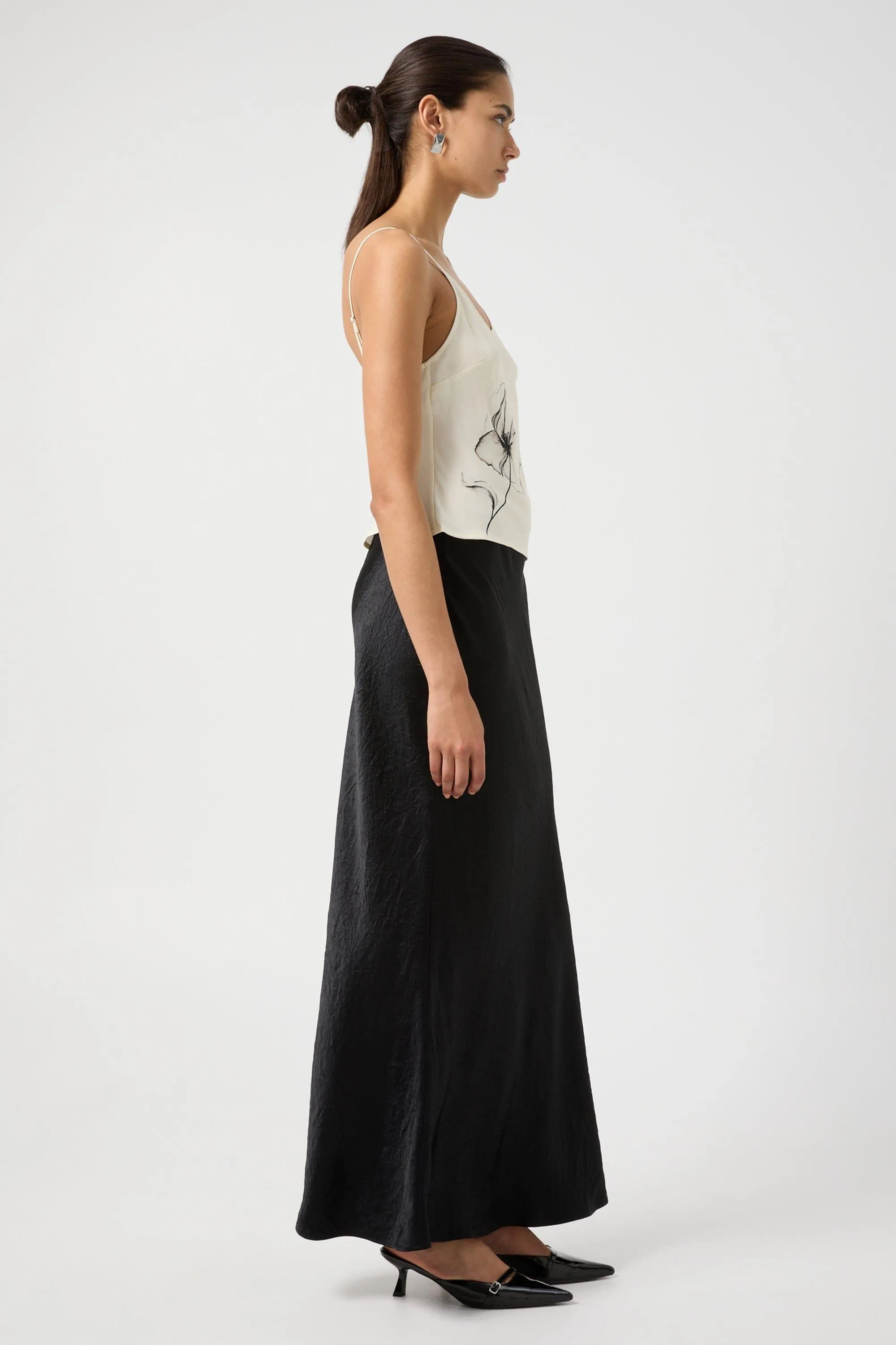 CRUSH BIAS MAXI SKIRT | BLACK