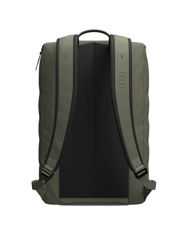 DB Hugger Base 15L
