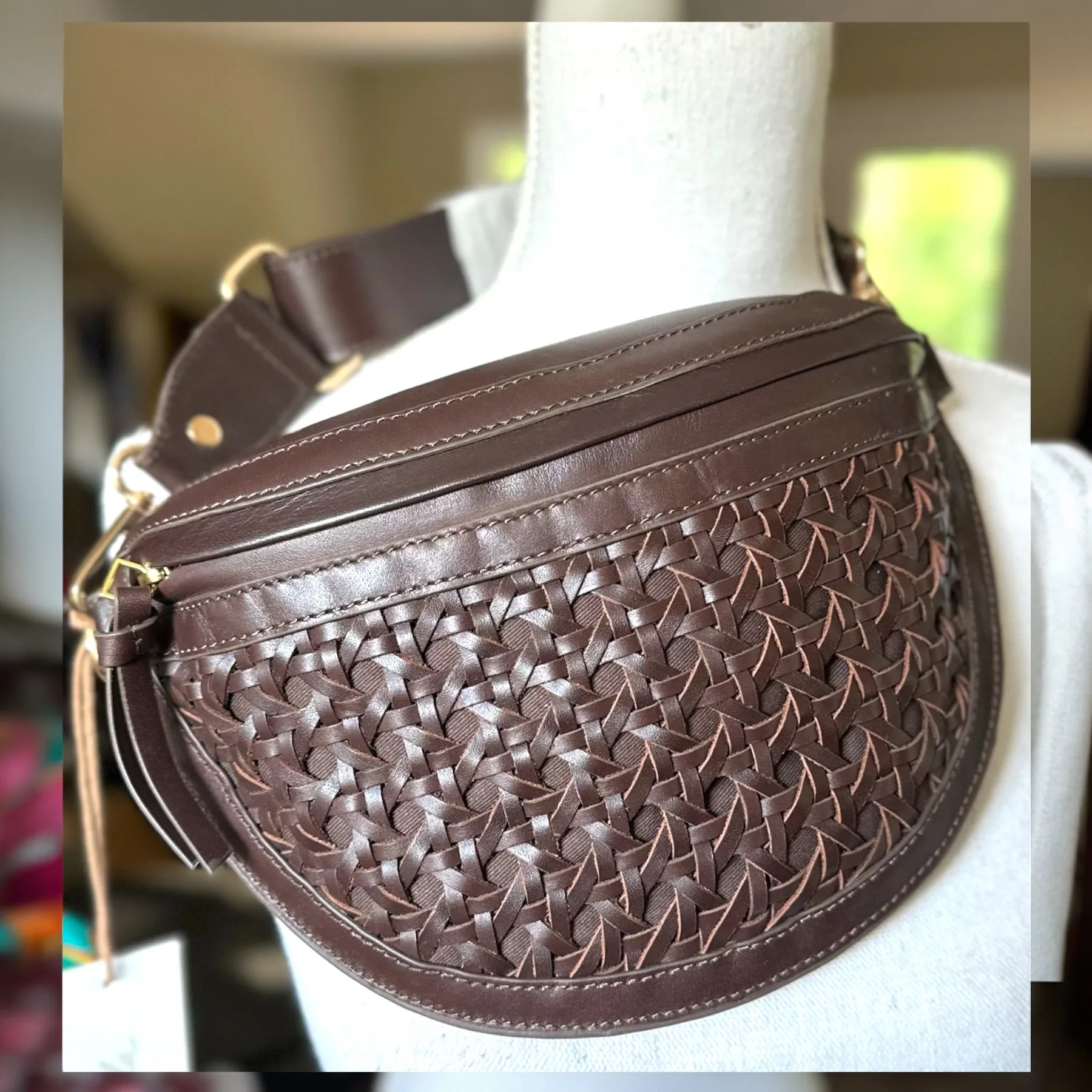 Dewitt Weave Cross Body Bag | Brown