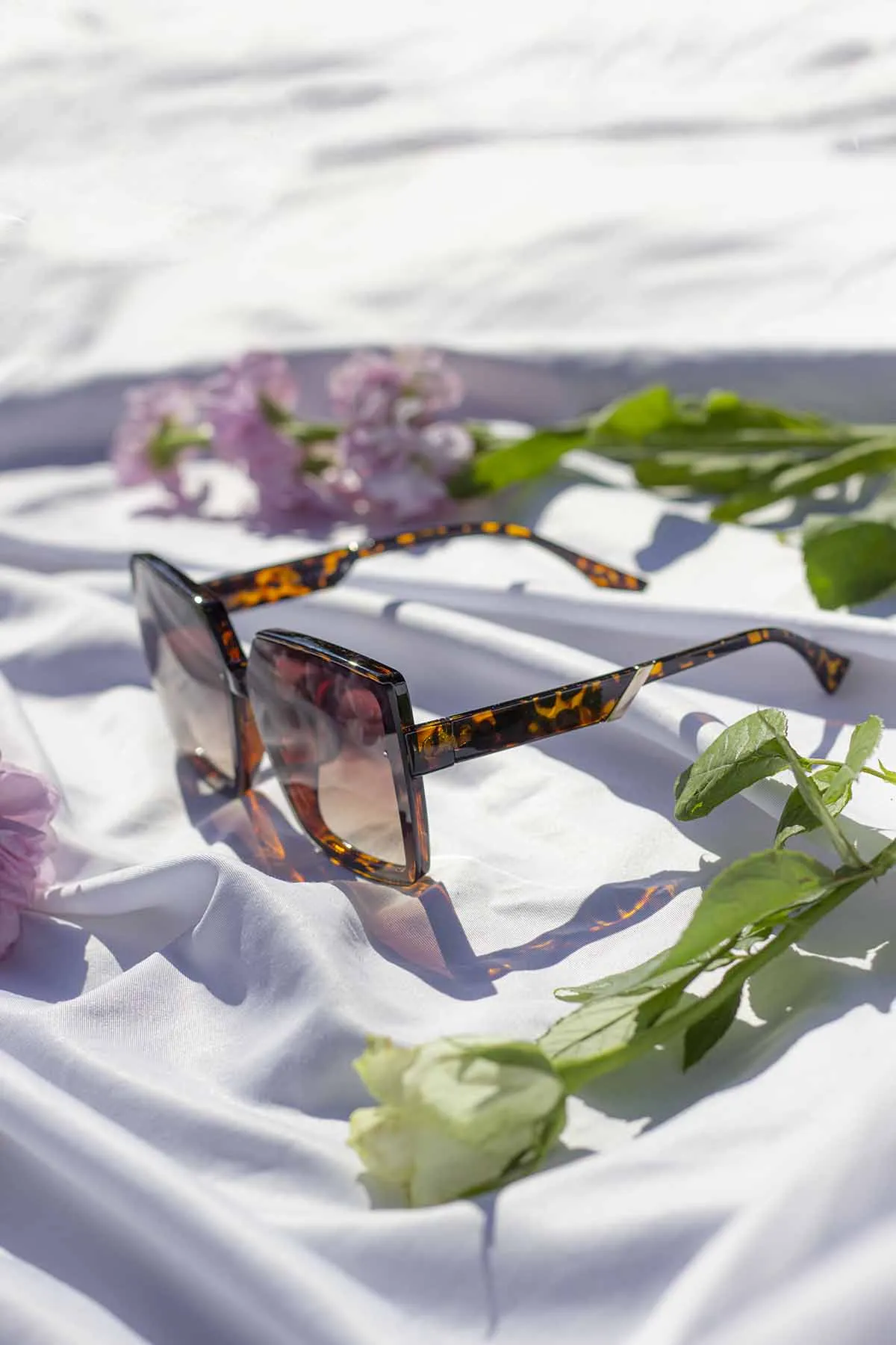 Front Lens Chunky Square Angled Sunglasses