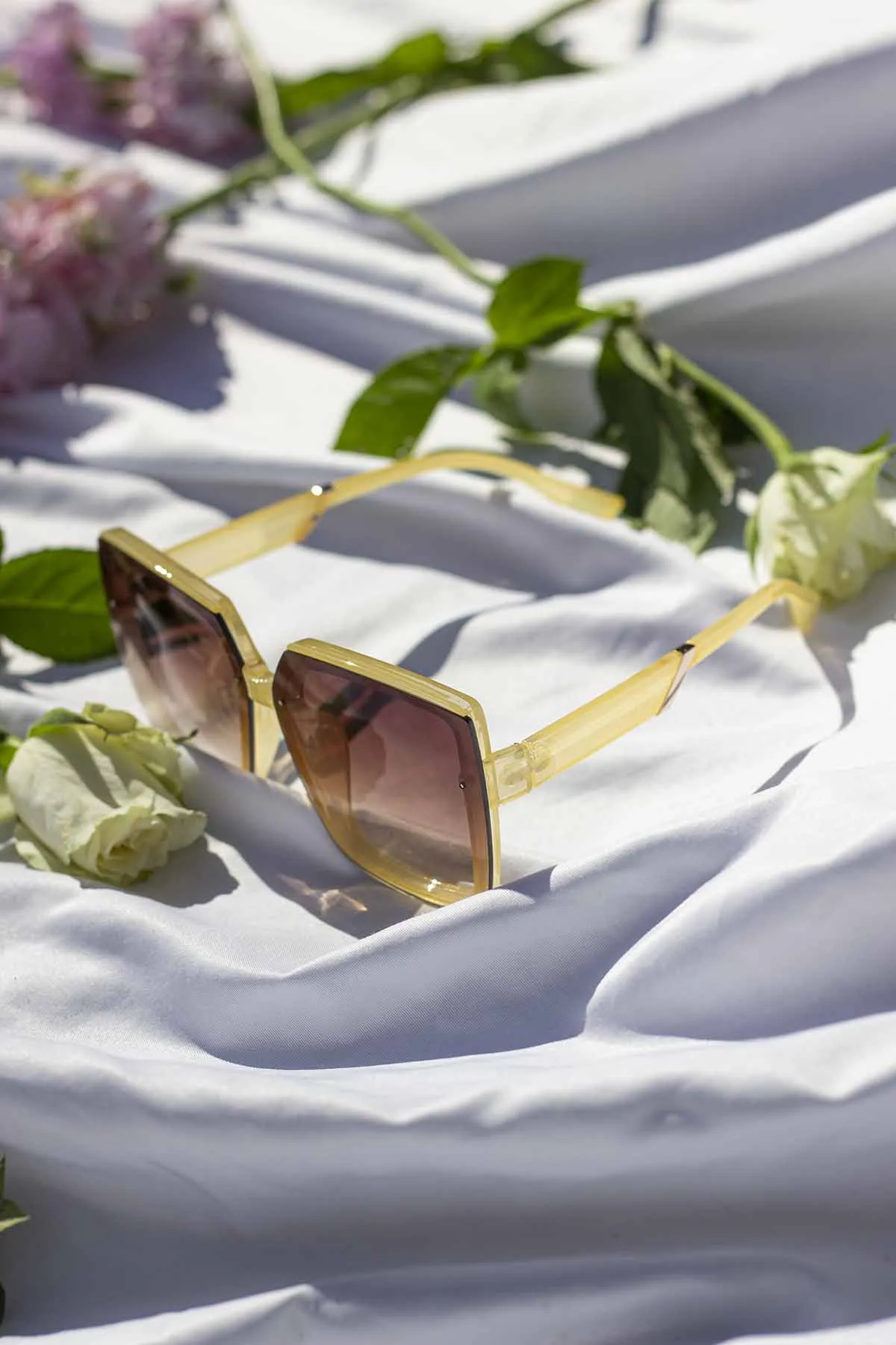 Front Lens Chunky Square Angled Sunglasses
