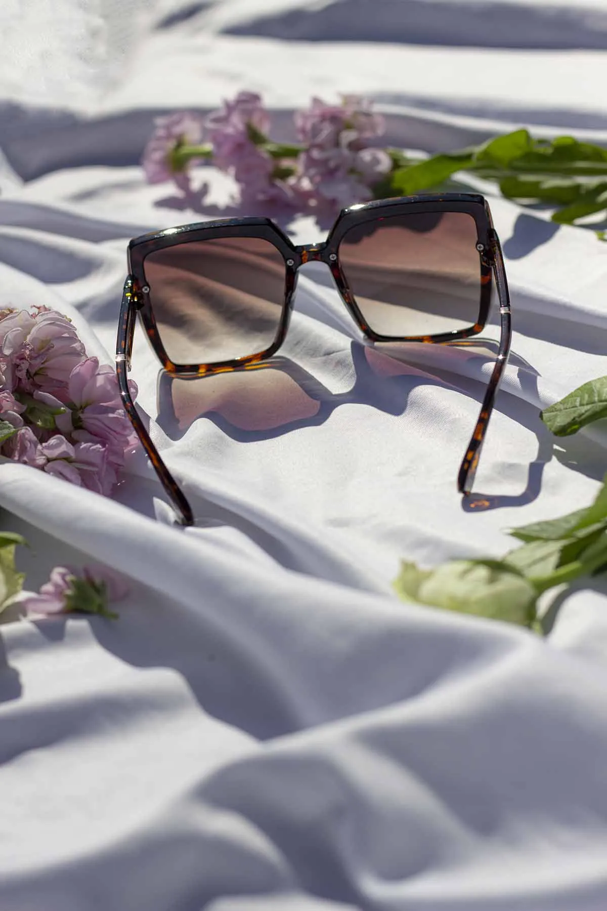 Front Lens Chunky Square Angled Sunglasses