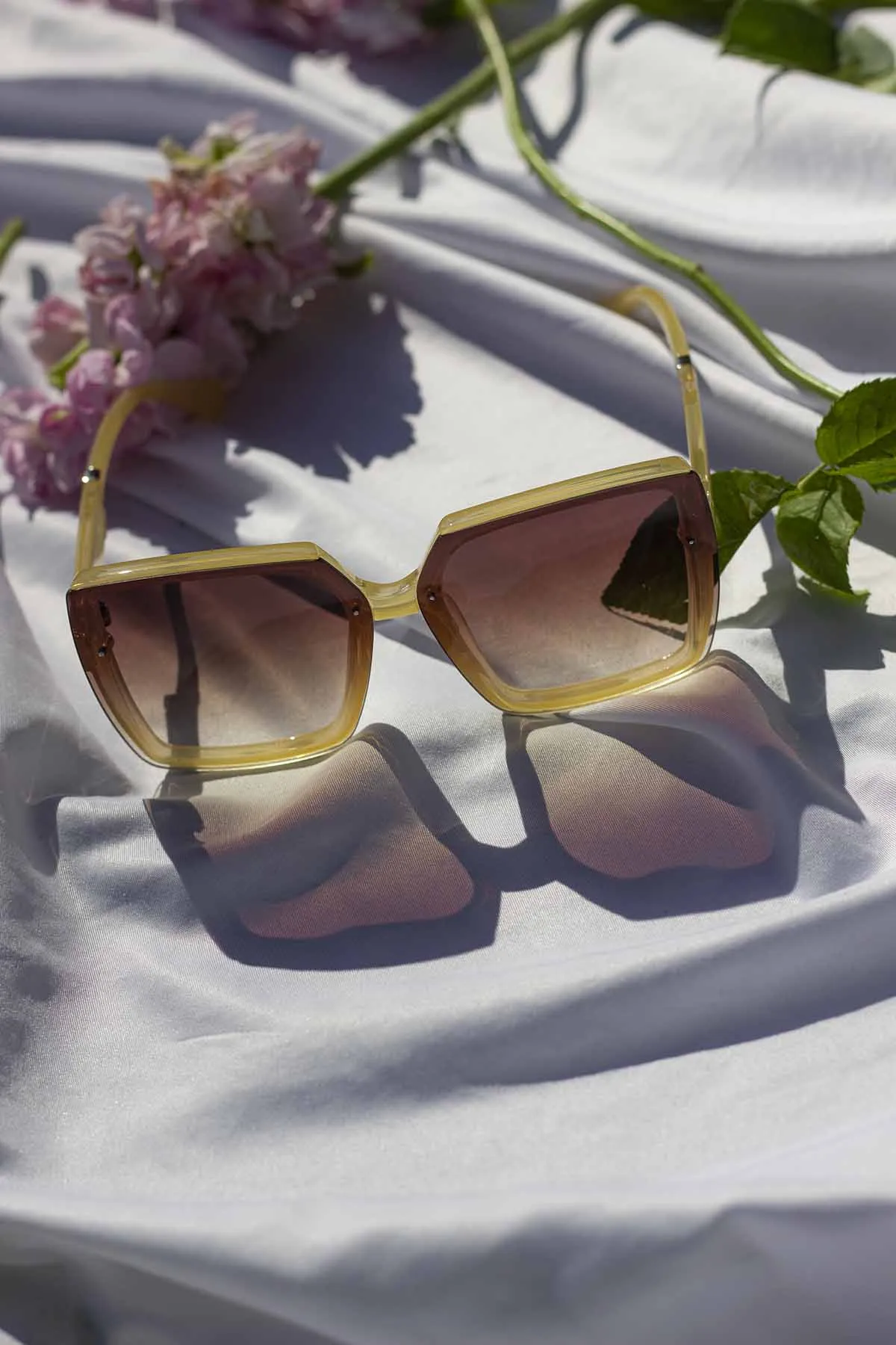 Front Lens Chunky Square Angled Sunglasses