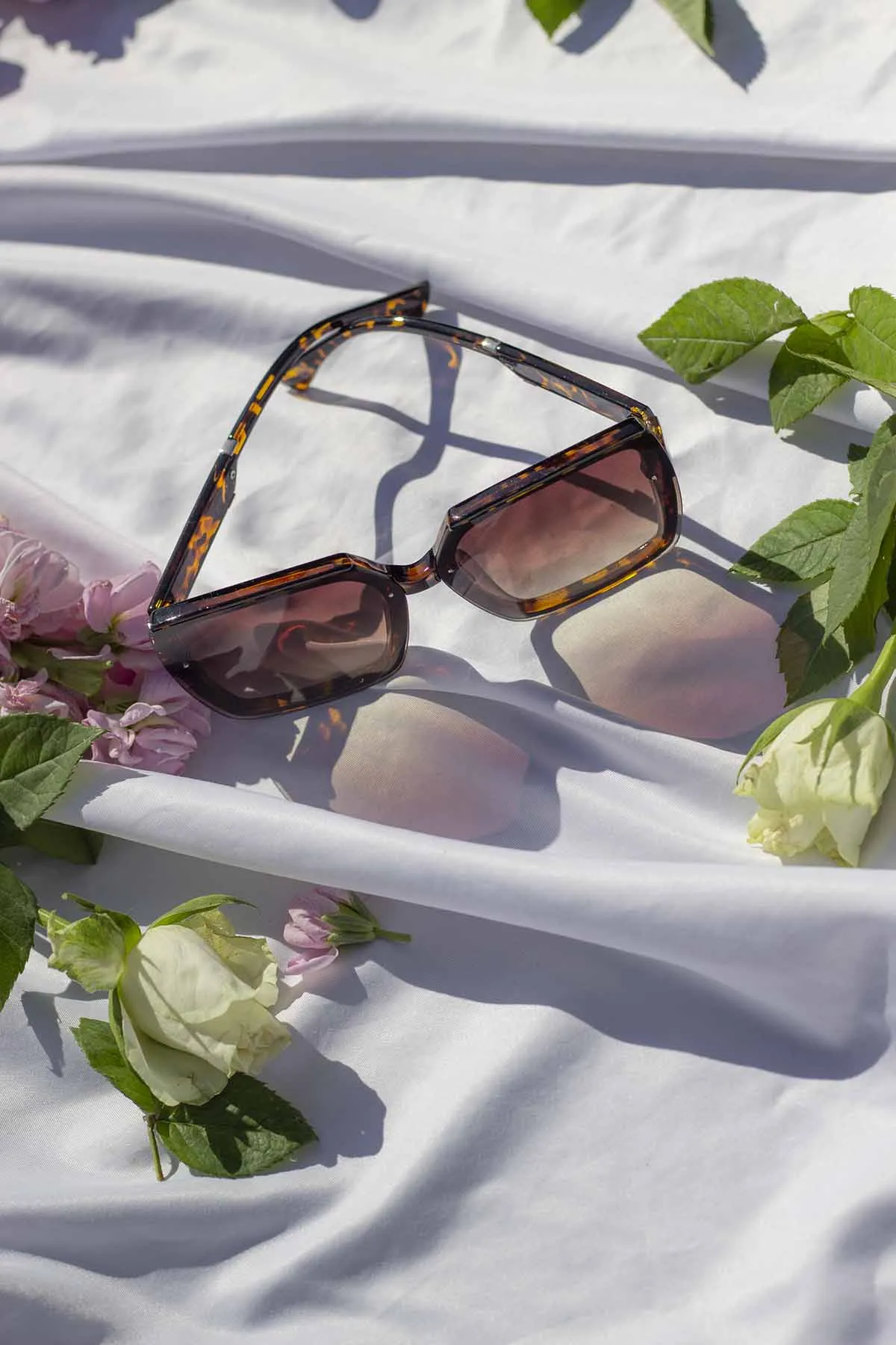 Front Lens Chunky Square Angled Sunglasses