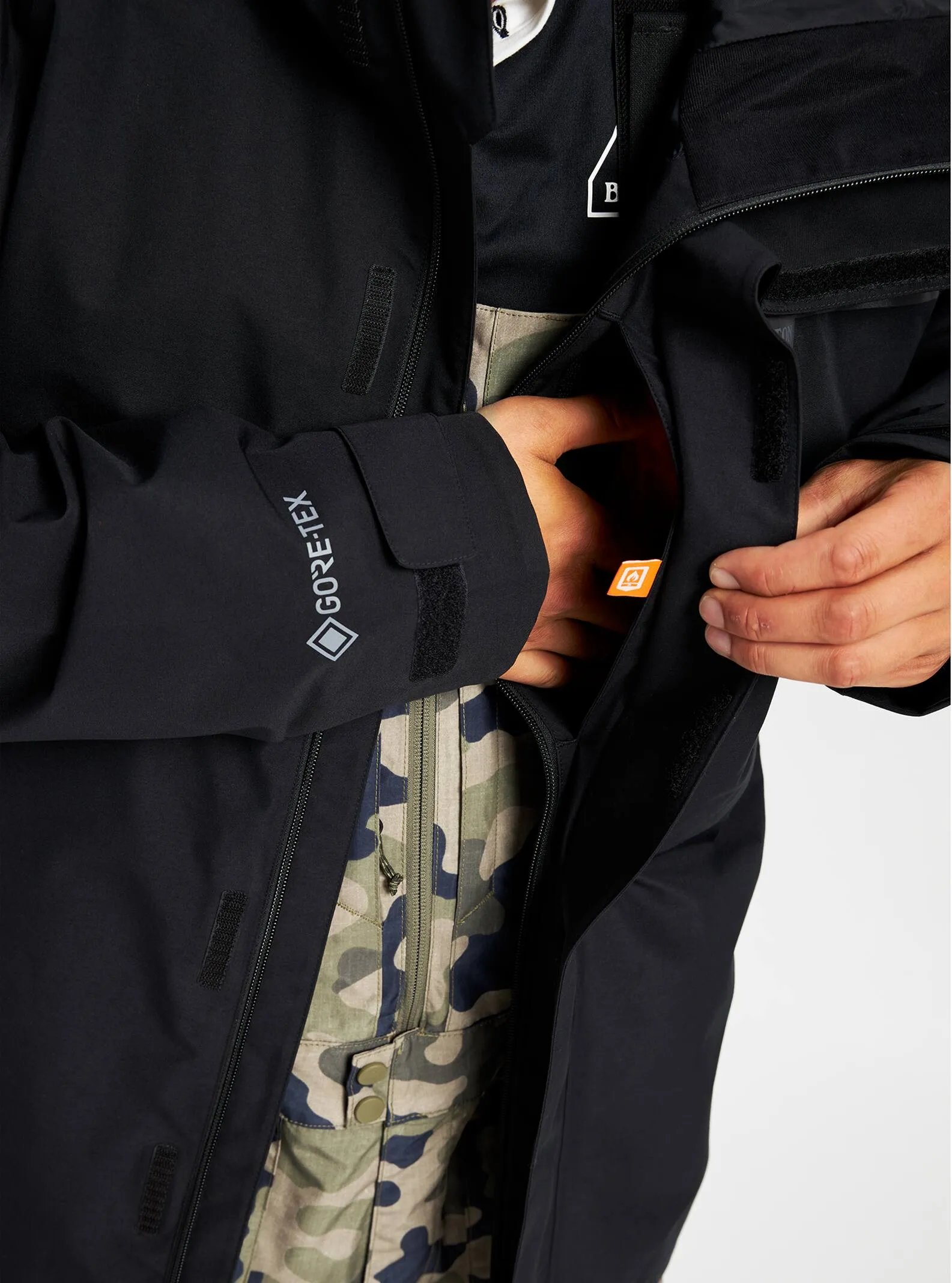 GORE-TEX Powline Snowboard Jacket 2022