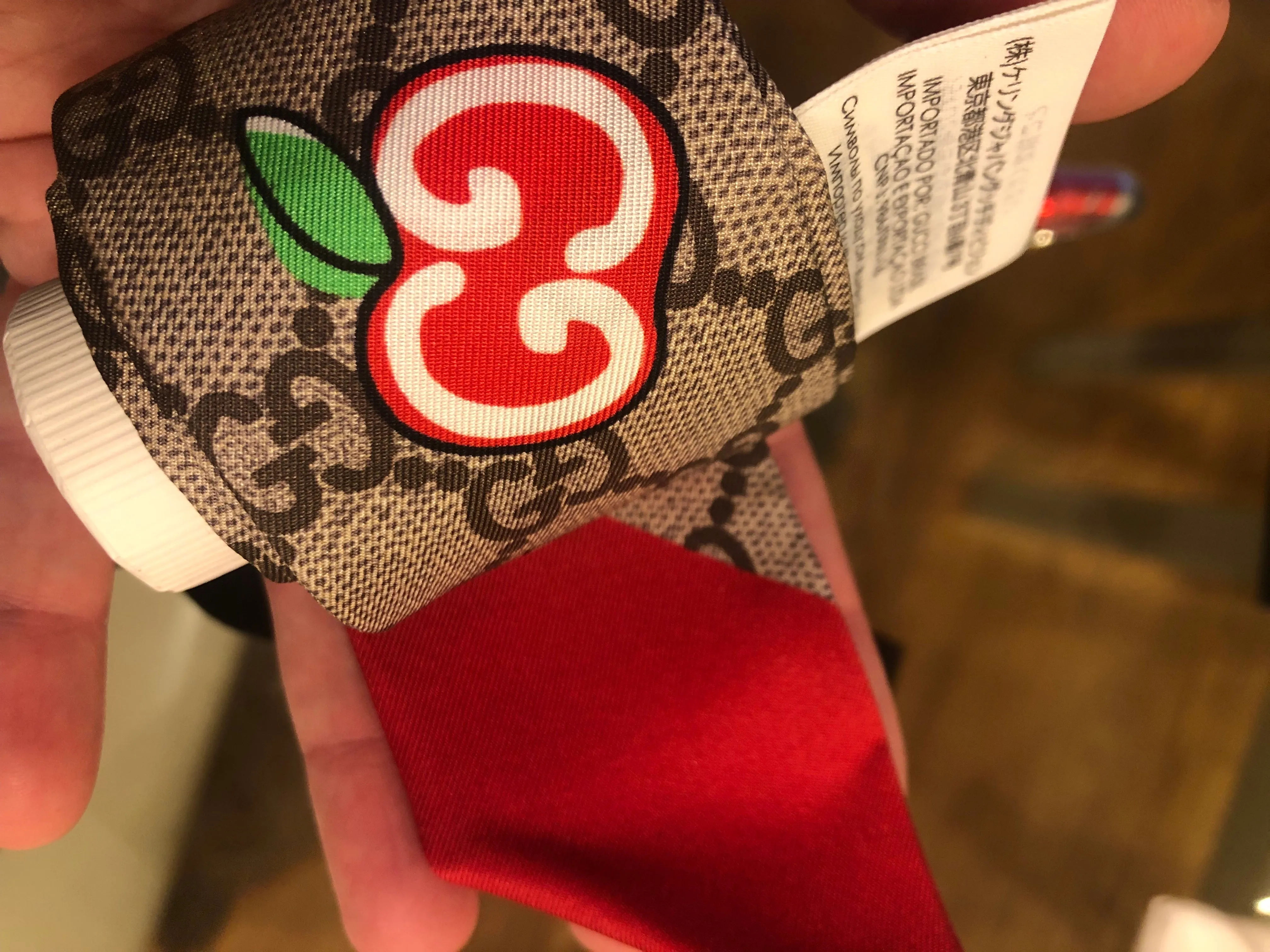 Gucci GG Apple Print Silk Neck Bow in Beige