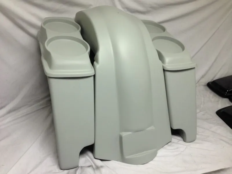 Harley Davidson 6" Heritage Softail Extended Saddlebags Dual 6 x 9 Speaker Lids   Fender Dual Cutouts