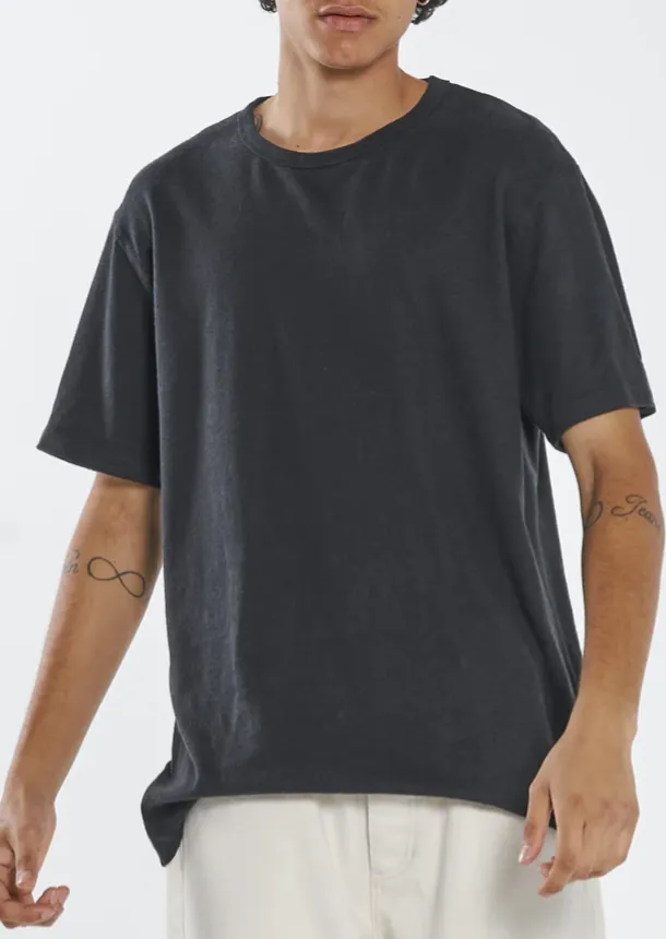 Hemp Embro Merch Fit Tee Black