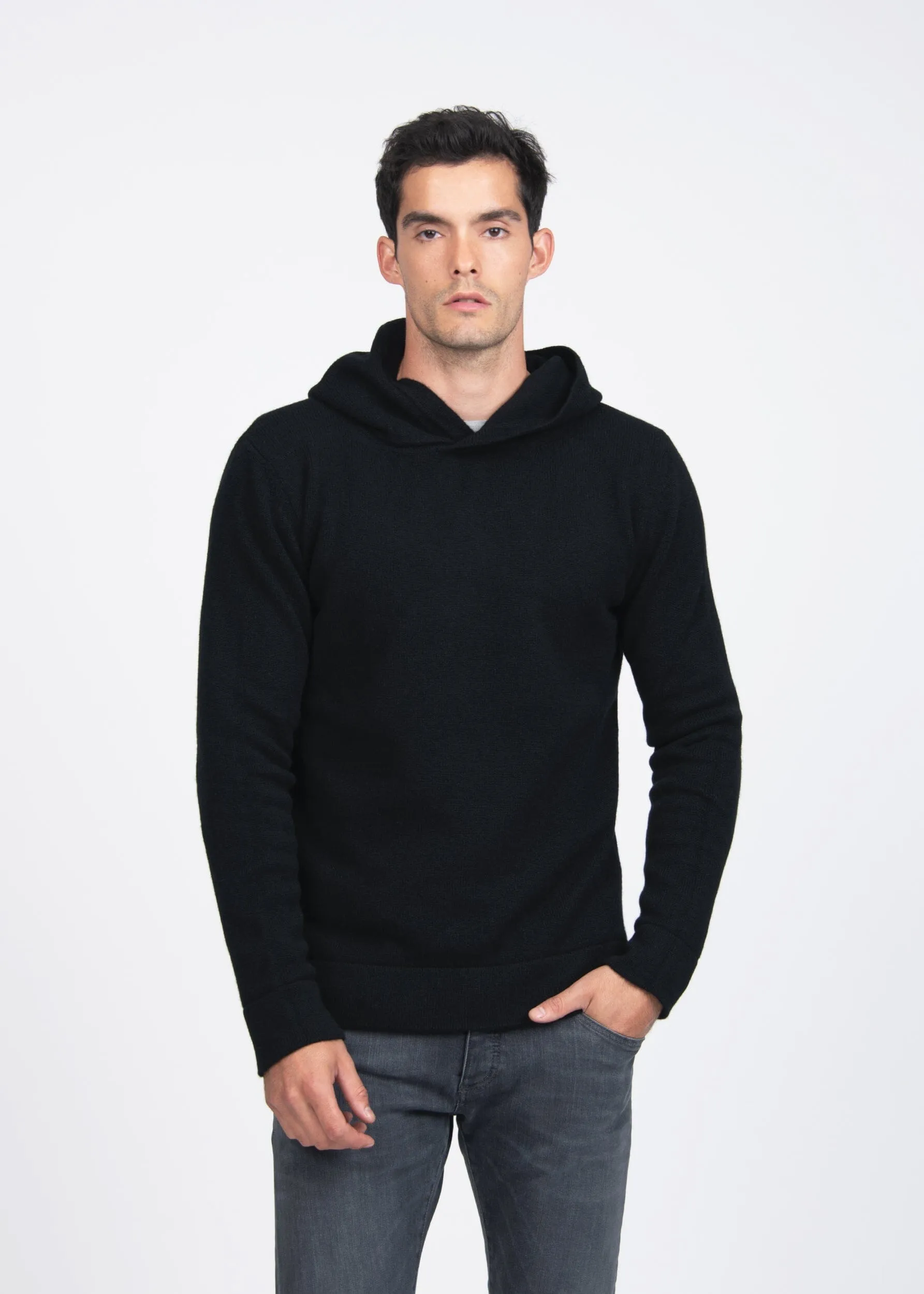 HOODED SWEATER
