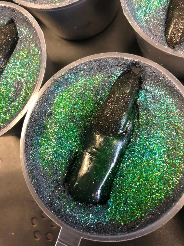Invoke Luxury Double Metallic Bath Bomb with Single Use Soap