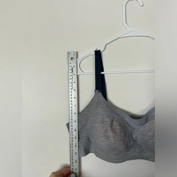 Knix Evolution Everyday Wireless Bra Padded Size 8 Gray Black
