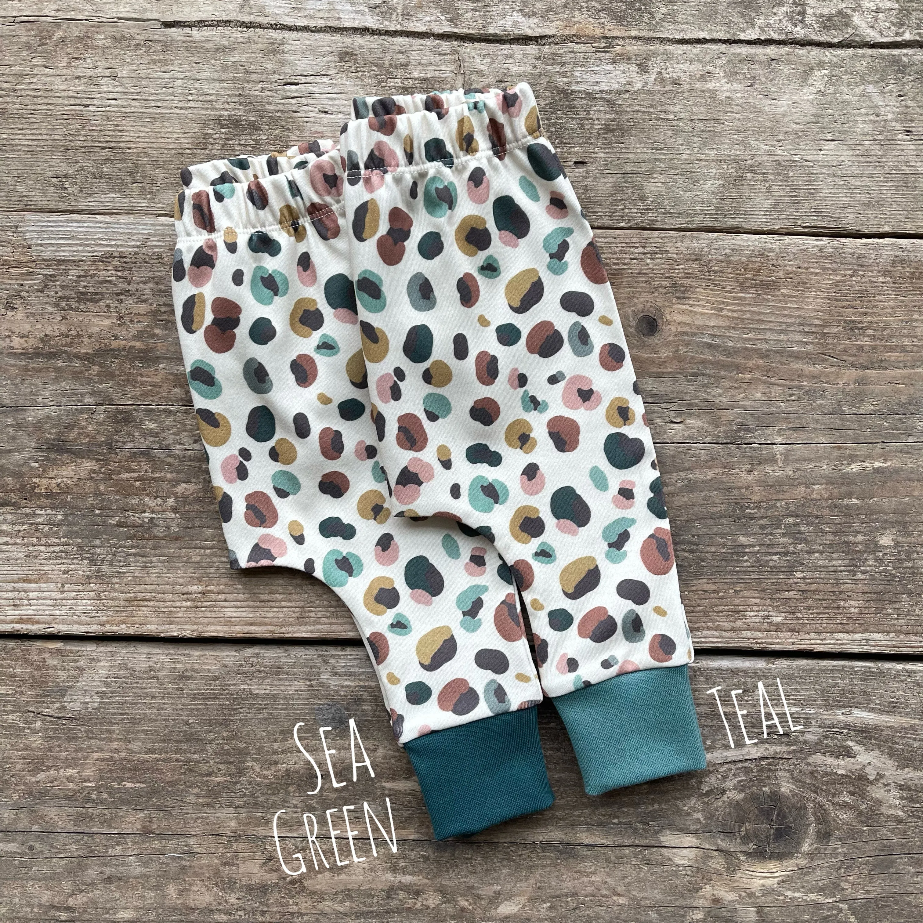 Leopard Printed Snood