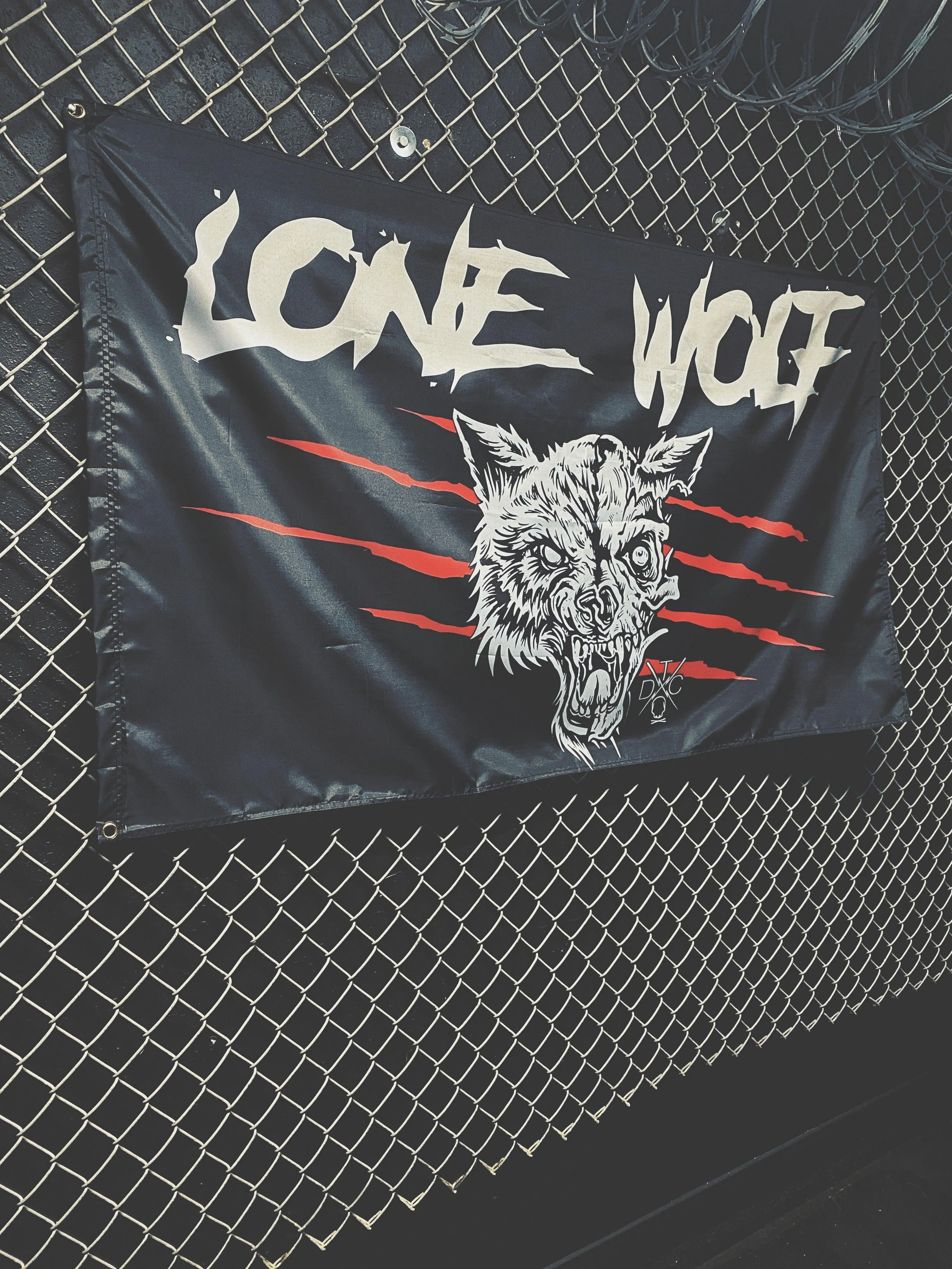 LONE WOLF FLAG