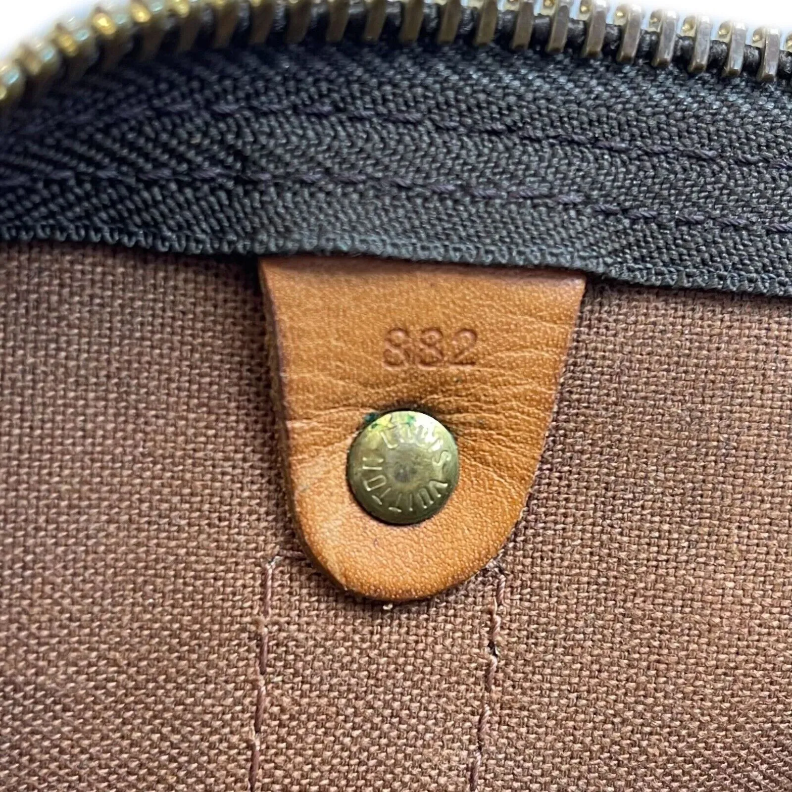 Louis Vuitton - Toiletry 15 Monogram Canvas Purse Cosmetic Makeup Bag