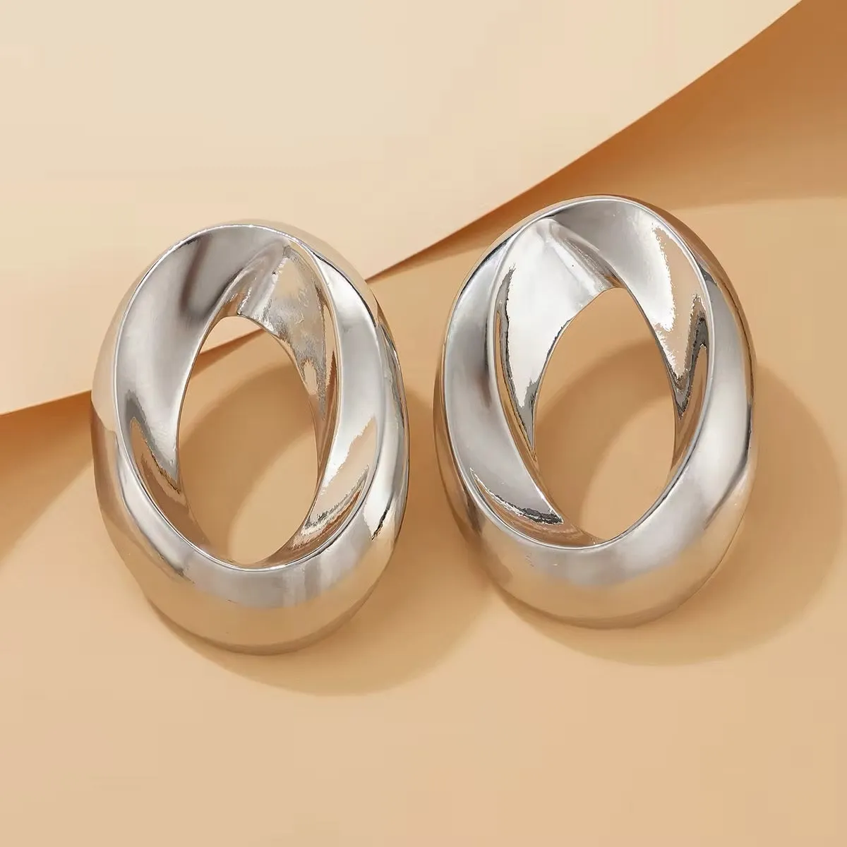 Luxury Glossy Round Circle Stud Earrings