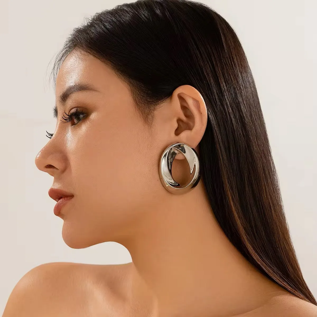 Luxury Glossy Round Circle Stud Earrings