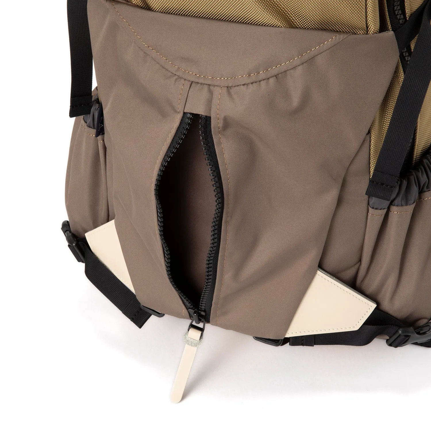 MACOLE | マコール　Cordura®"Harness Pack"
