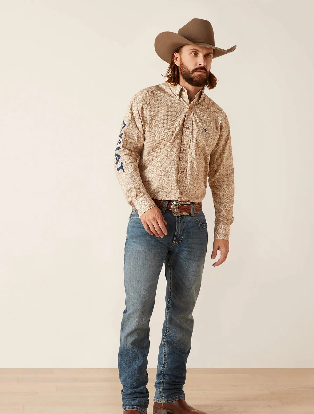 Men’s Ariat White Team Conrad Classic Fit Shirt