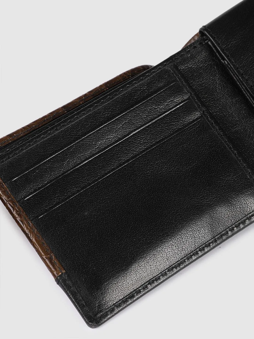 Men's Brown Textured Card Holder