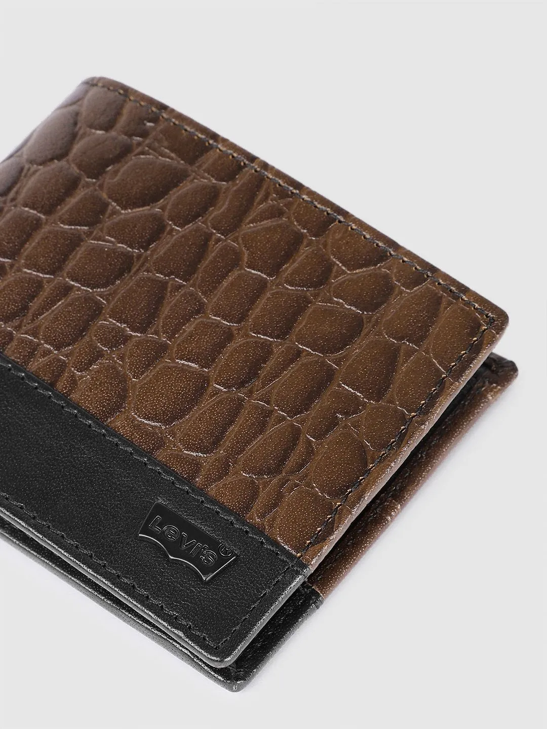 Men's Brown Textured Card Holder