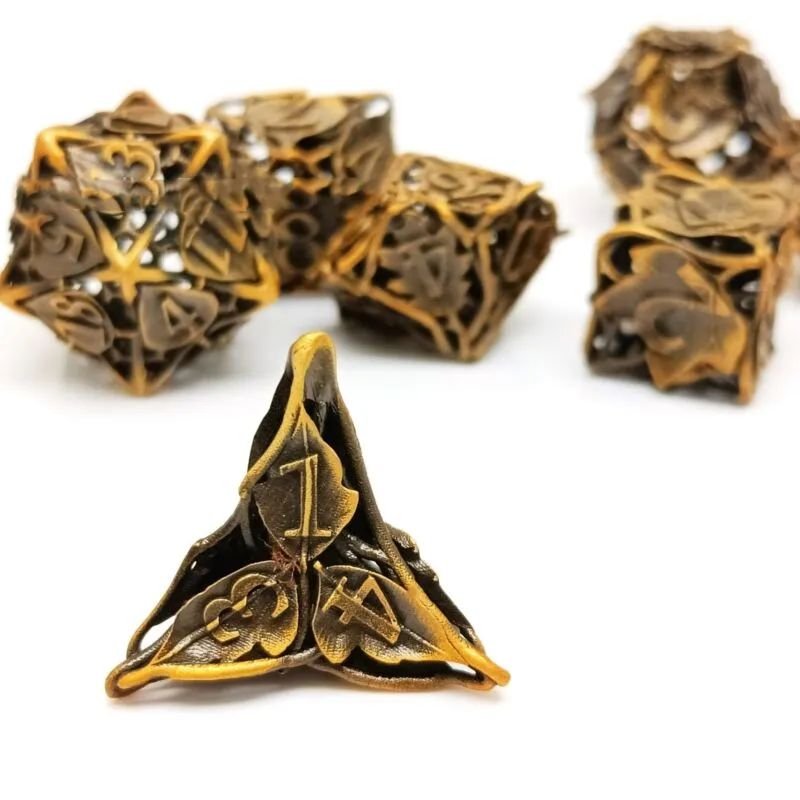 Metal Hollow Seven-leaf Pointed Dice