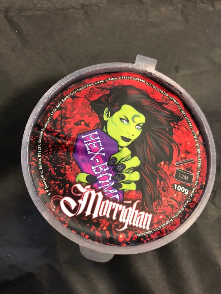 Morrighan Red&Black Metallic Bath Bomb with Single Use Soap
