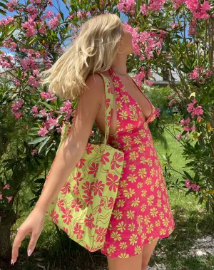 MOTEL X BARBARA Barbs Tote Bag in Green Beachy Floral