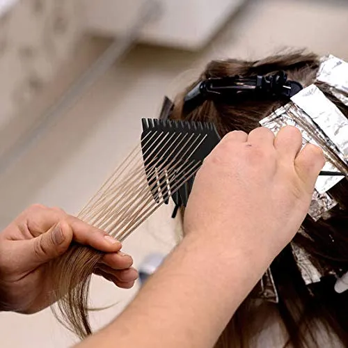 New in package! Babyliss Pro Colouring Comb! Specialty weaving comb for highlights, lowlights, balayage, etc. For fast and precise work, helps save you time!