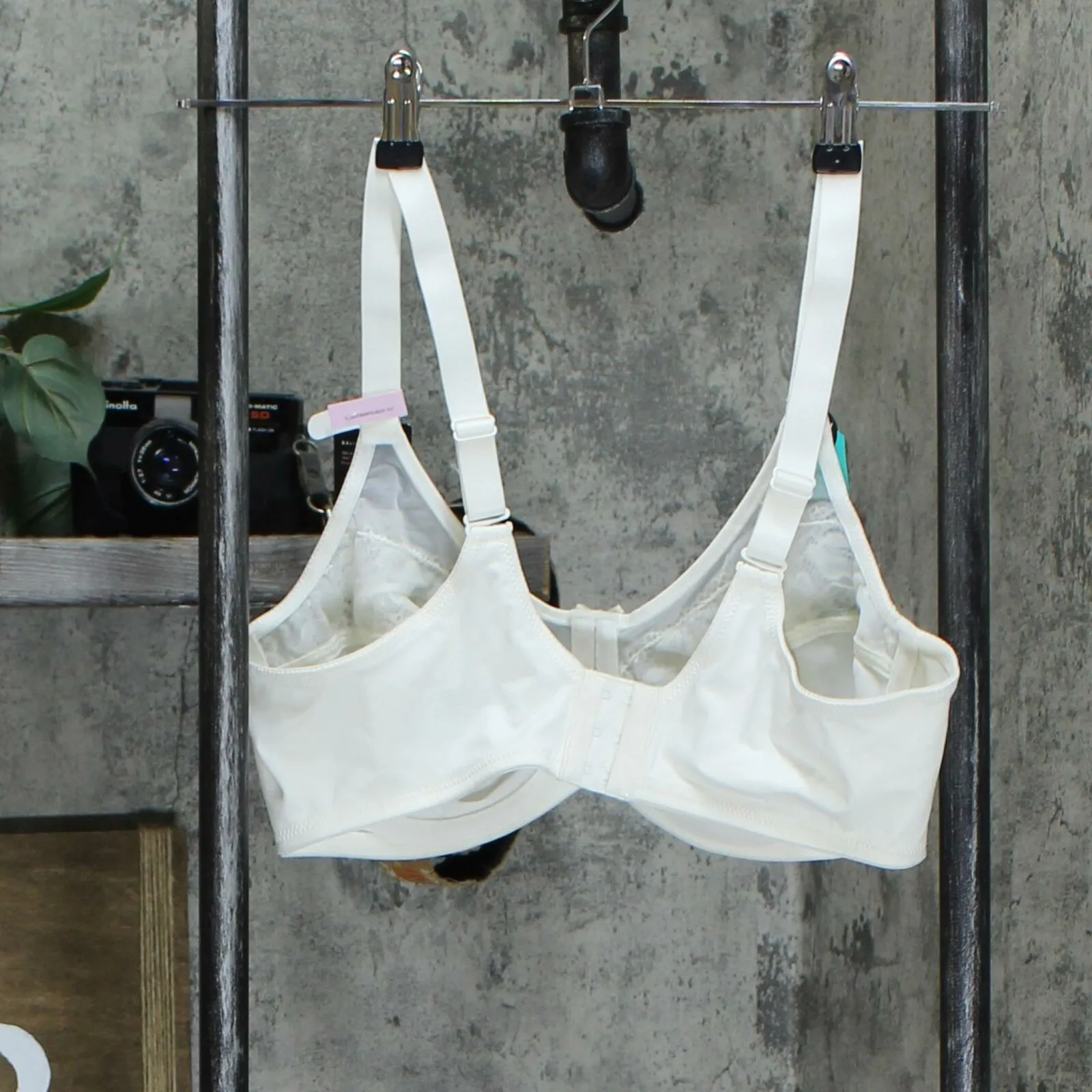 NWT Lilyette by Bali Minimizer Ultimate Smoothing Underwire Bra LY0444 38D