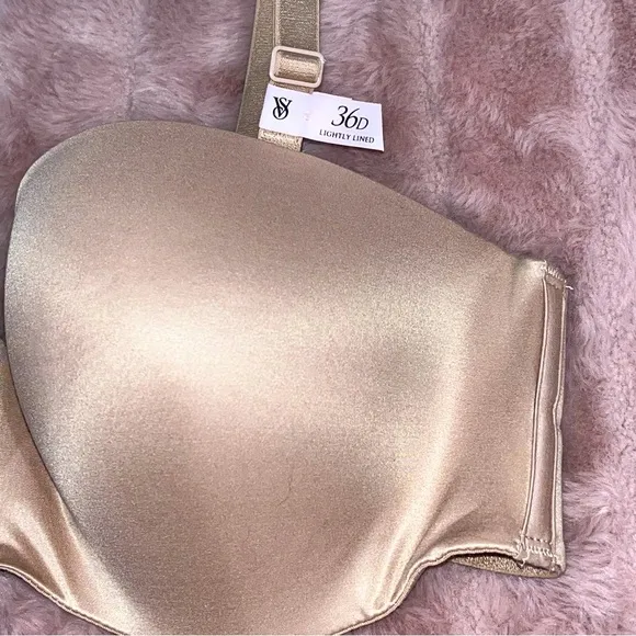 NWT! Victoria’s Secret Body by Victoria Multiway/Multi-Option Lightly Lined Bra
